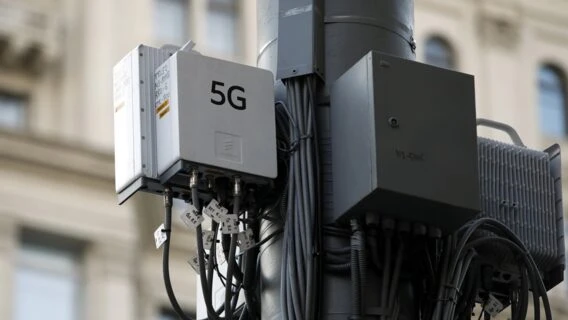 Стали відомі технічні деталі роботи 5G у Києві та особливості обладнання трьох операторів